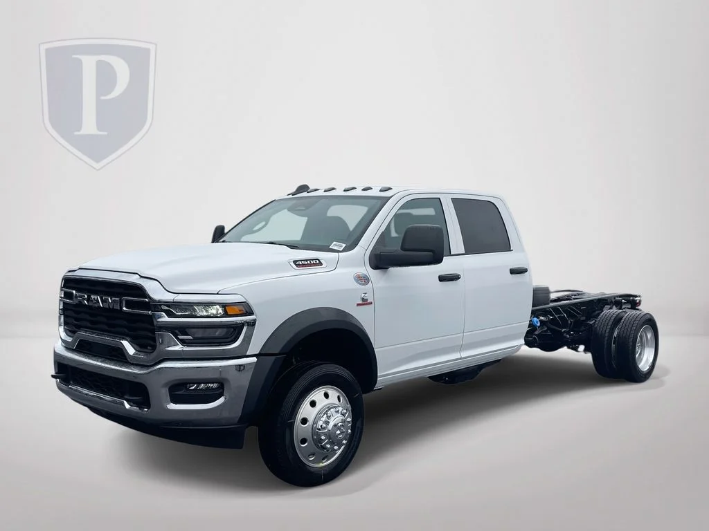 New 2026 Bright White Clearcoat RAM Tradesman image 4
