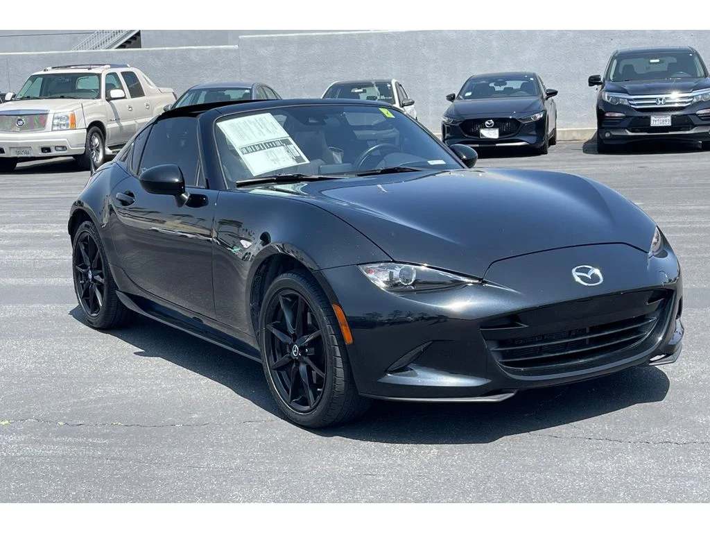 Used 2020 Jet Black Mica Mazda Club image 9