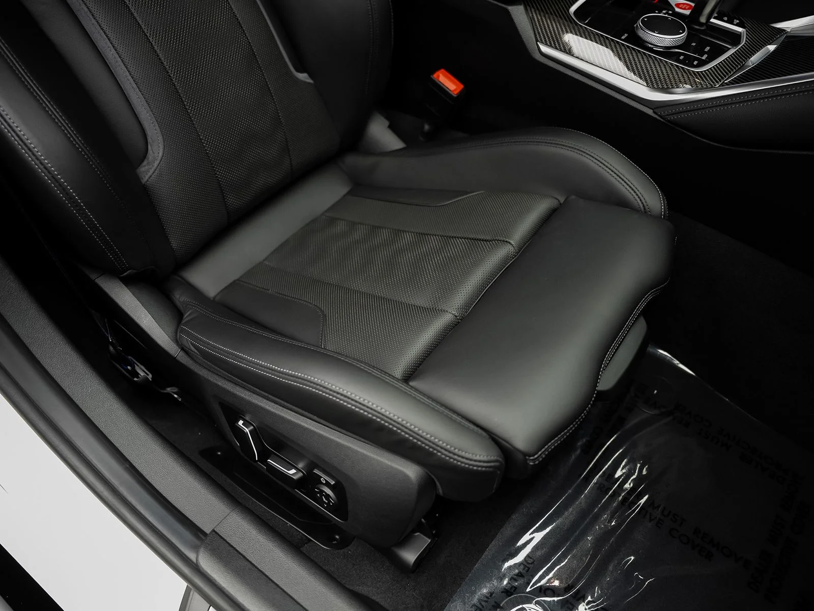 Used 2025 White BMW Competition image 39