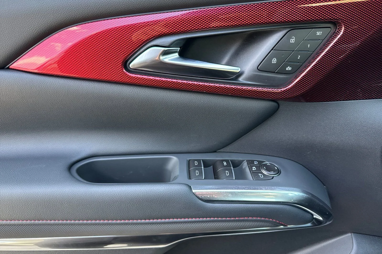 New 2026 Mosaic Black Metallic Chevrolet RS image 10