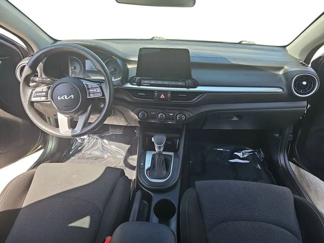 Used 2024 Gray Kia LXS image 9