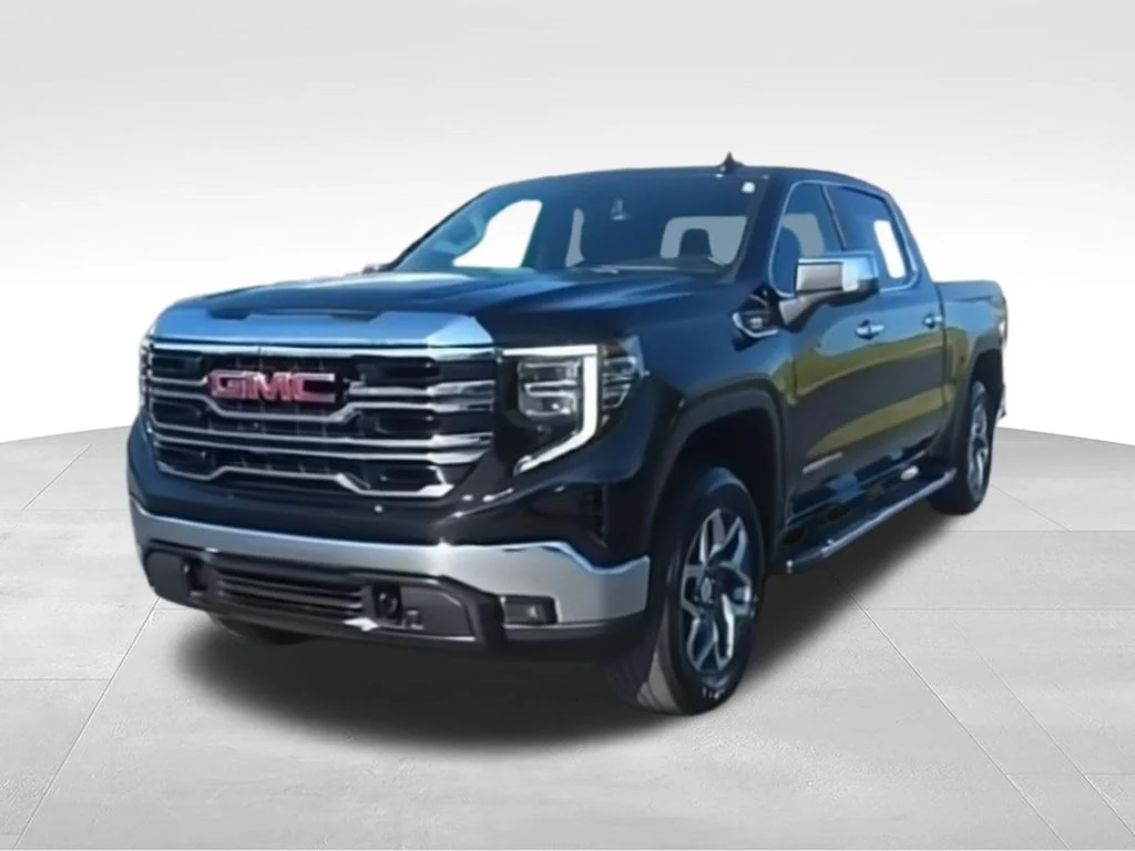 Used 2022 Black GMC SLT image 3