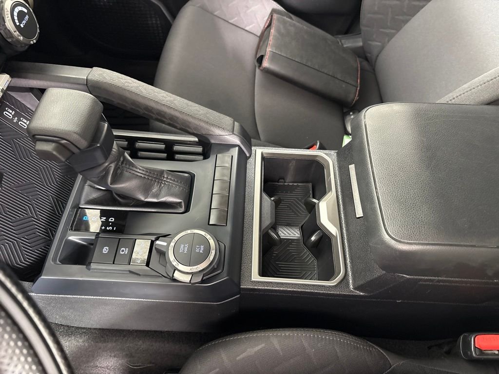 Used 2025 White Toyota SR5 image 32