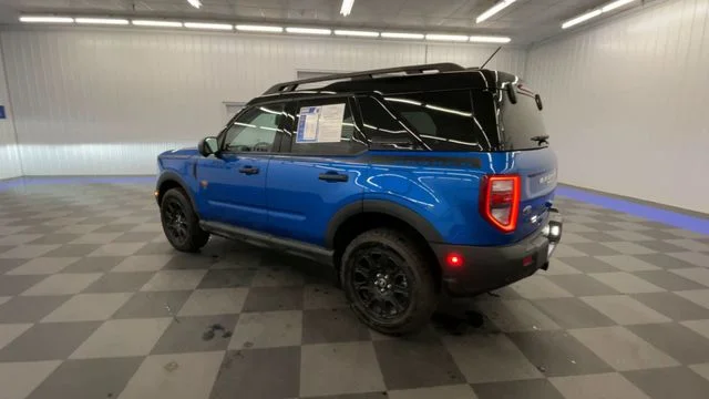 Used 2025 Velocity Blue Metallic Ford Badlands image 6