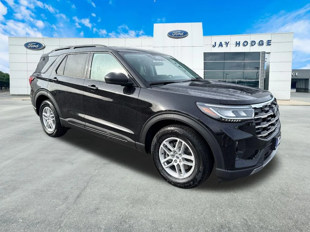2026 Ford Explorer's photo