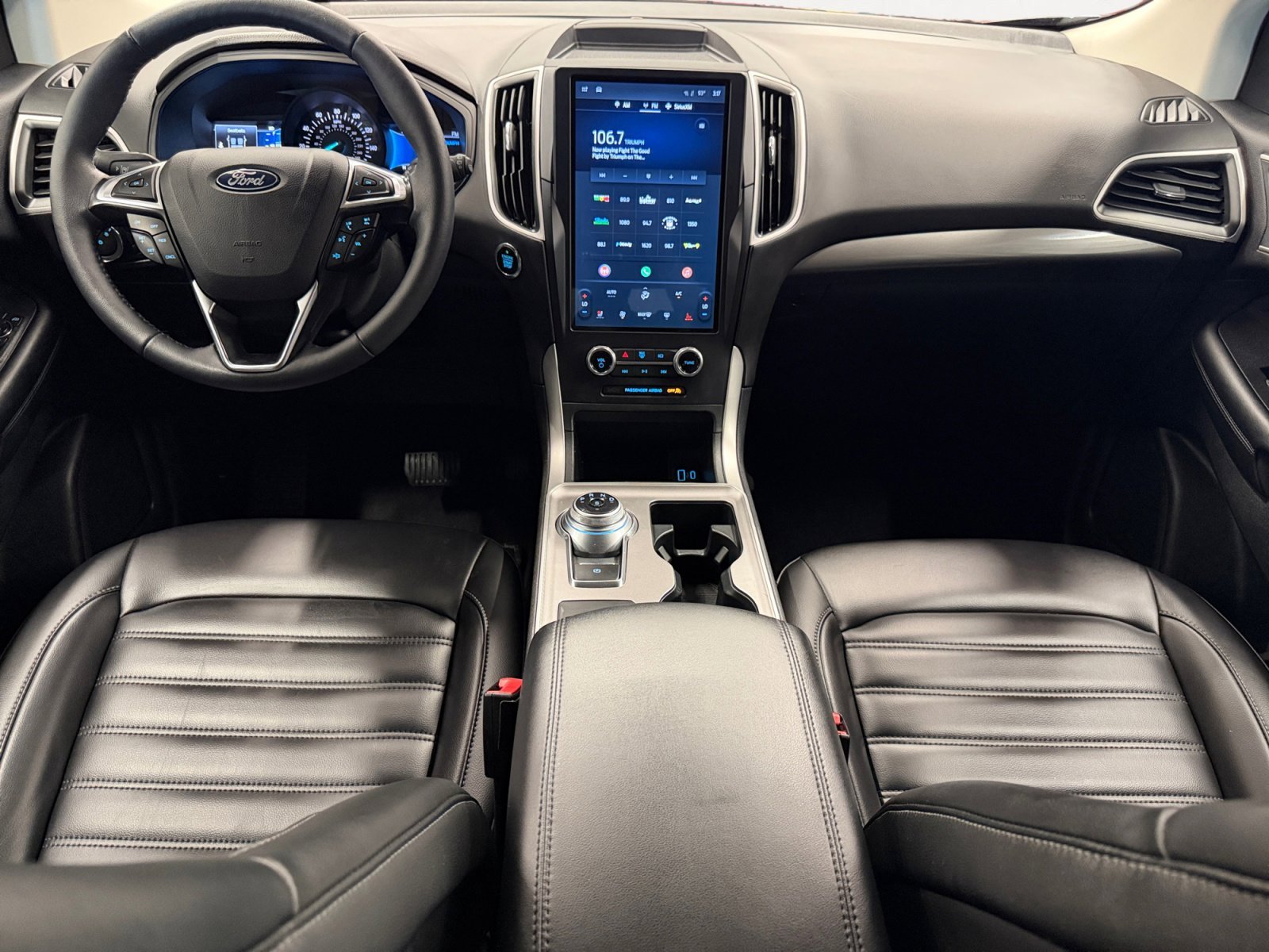 Used 2024 Burgundy Ford SEL image 3