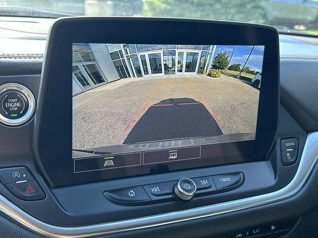 Used 2023 Gray Chevrolet LT image 28