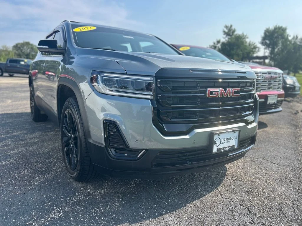 2023 GMC Acadia