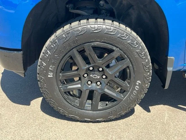 Certified Used 2022 Blue Chevrolet LT Trail Boss image 11