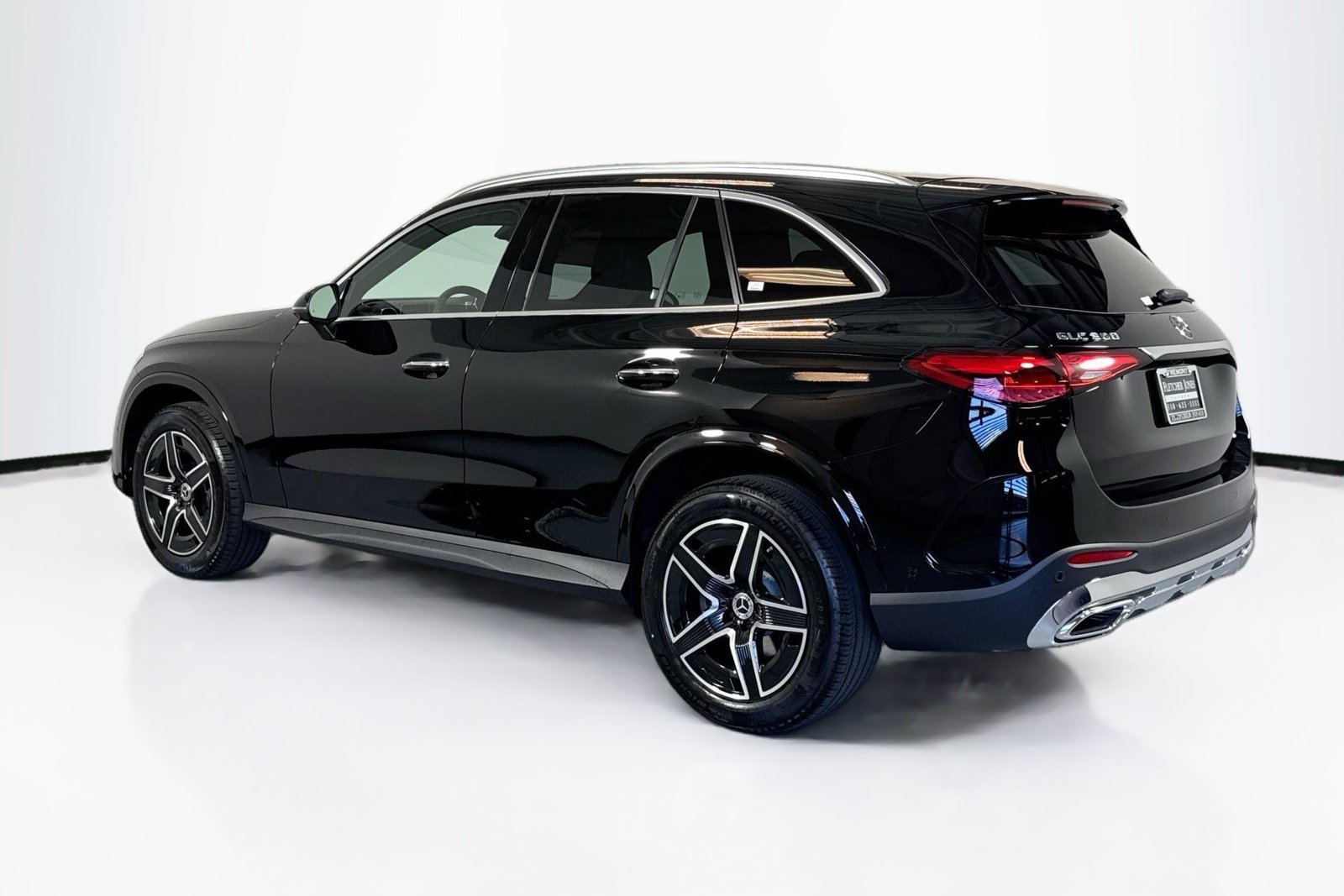 New 2026 Black Mercedes-Benz GLC 300 image 7
