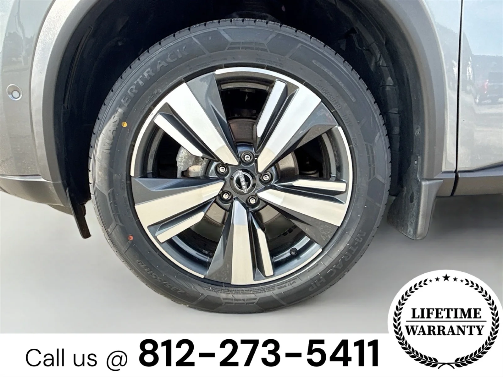 Used 2023 GRAY Nissan SL image 31