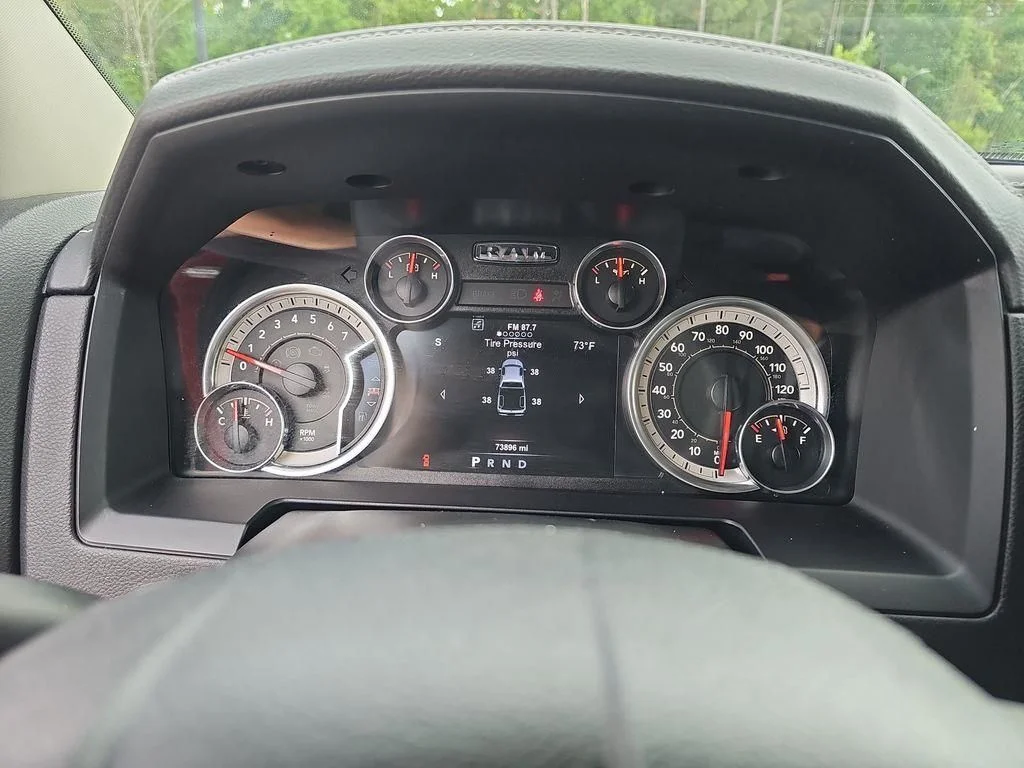 Used 2015 Red Ram Sport image 19