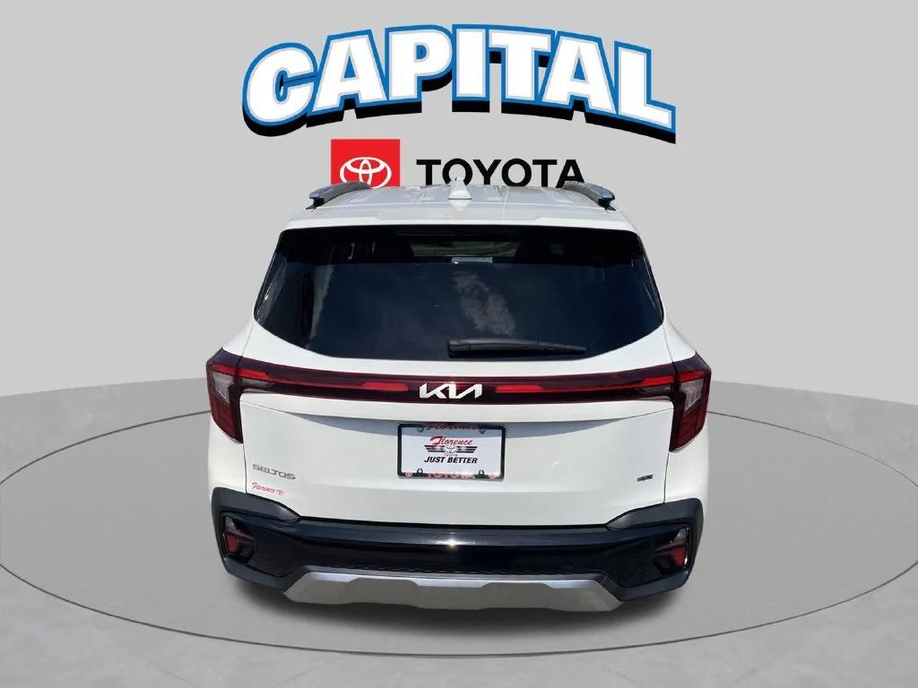 Used 2024 White Kia SX image 12