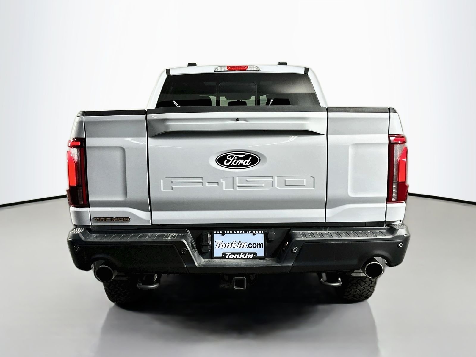 Used 2025 White Ford Tremor image 7