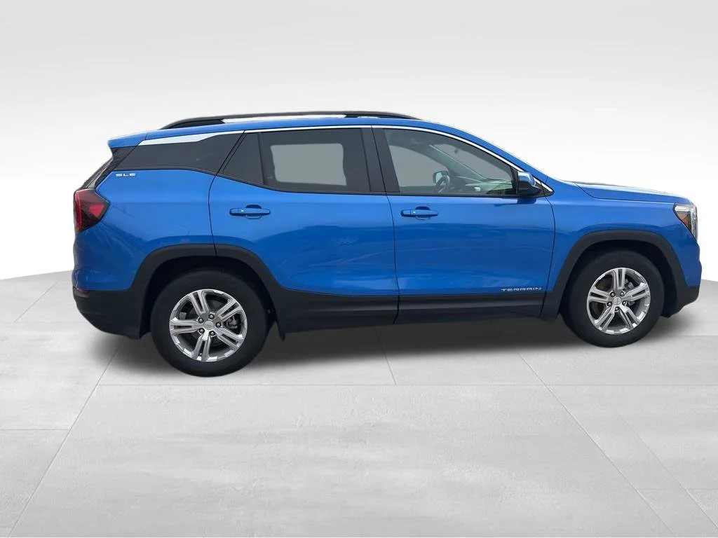Used 2024 Blue GMC SLE image 16