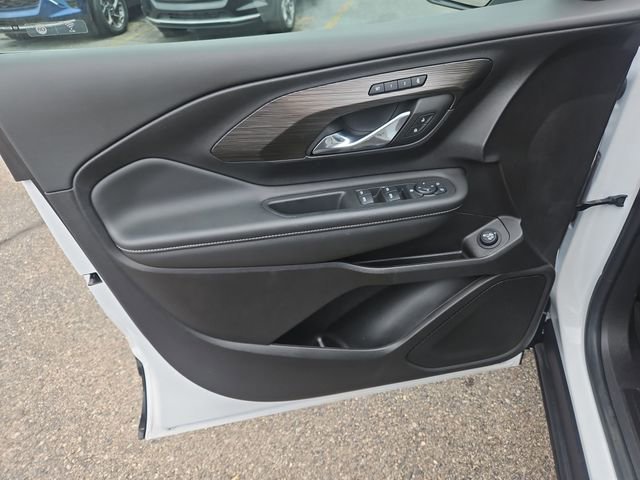 2024 GMC Terrain SLT - Photo 10