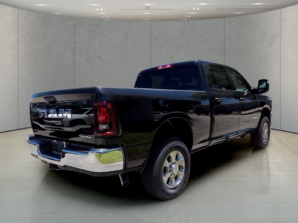 New 2026 Diamond Black Crystal Pearl-Coat Exterior Paint RAM Big Horn image 4