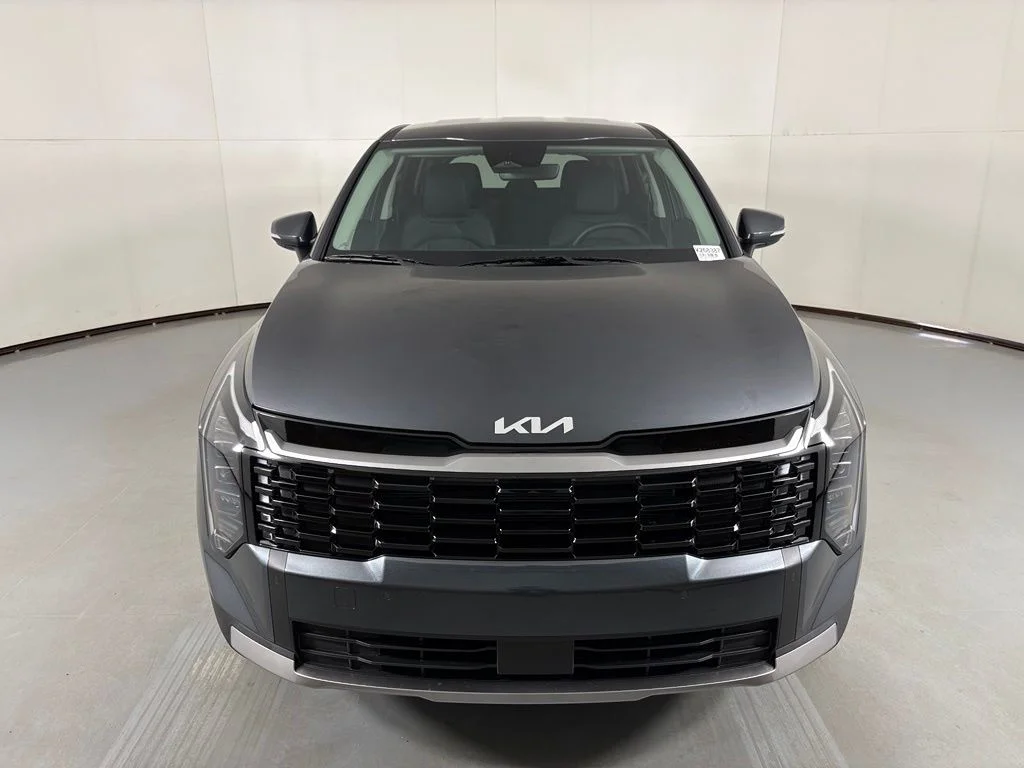 New 2026 Gravity Gray Kia EX image 3