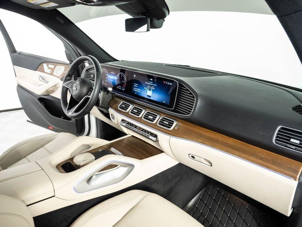 Certified Used 2025 Polar White Mercedes-Benz GLE 450e image 24
