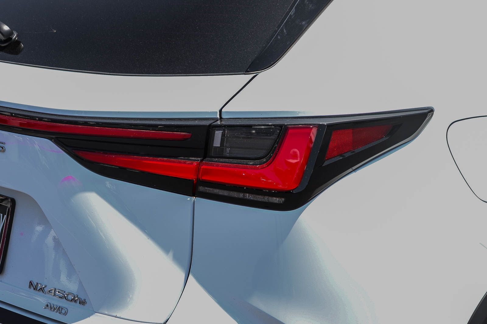 2026 Lexus NX 450h+ Premium - Photo 8