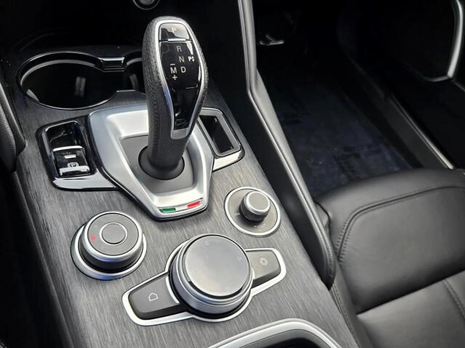Used 2022 Anodized Blue Metallic Alfa Romeo Sprint RWD image 20