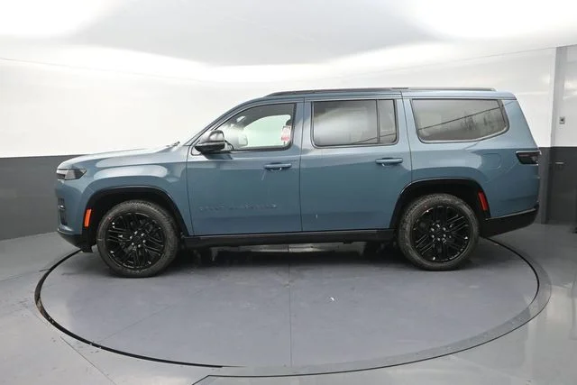 New 2026 Steel Blue Exterior Paint Jeep Limited Reserve image 6