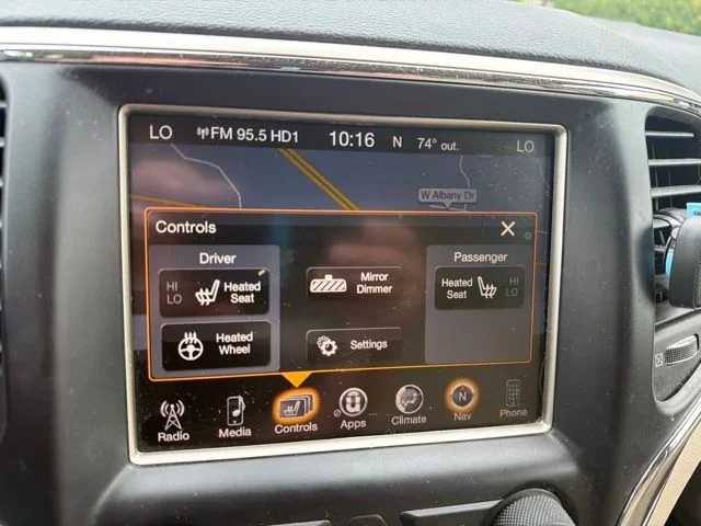 Used 2015 Beige Jeep Limited image 13