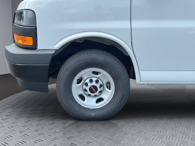 2026 GMC Savana Cargo Work Van - Photo 30