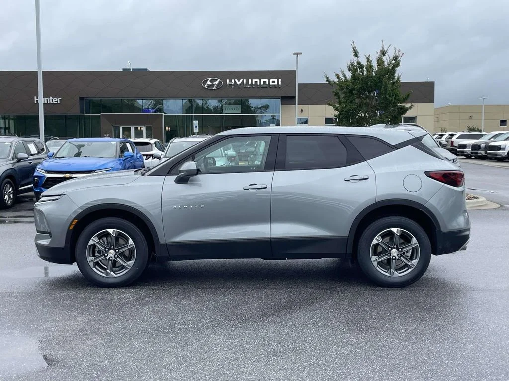 2025 Chevrolet Blazer 2LT - Photo 25