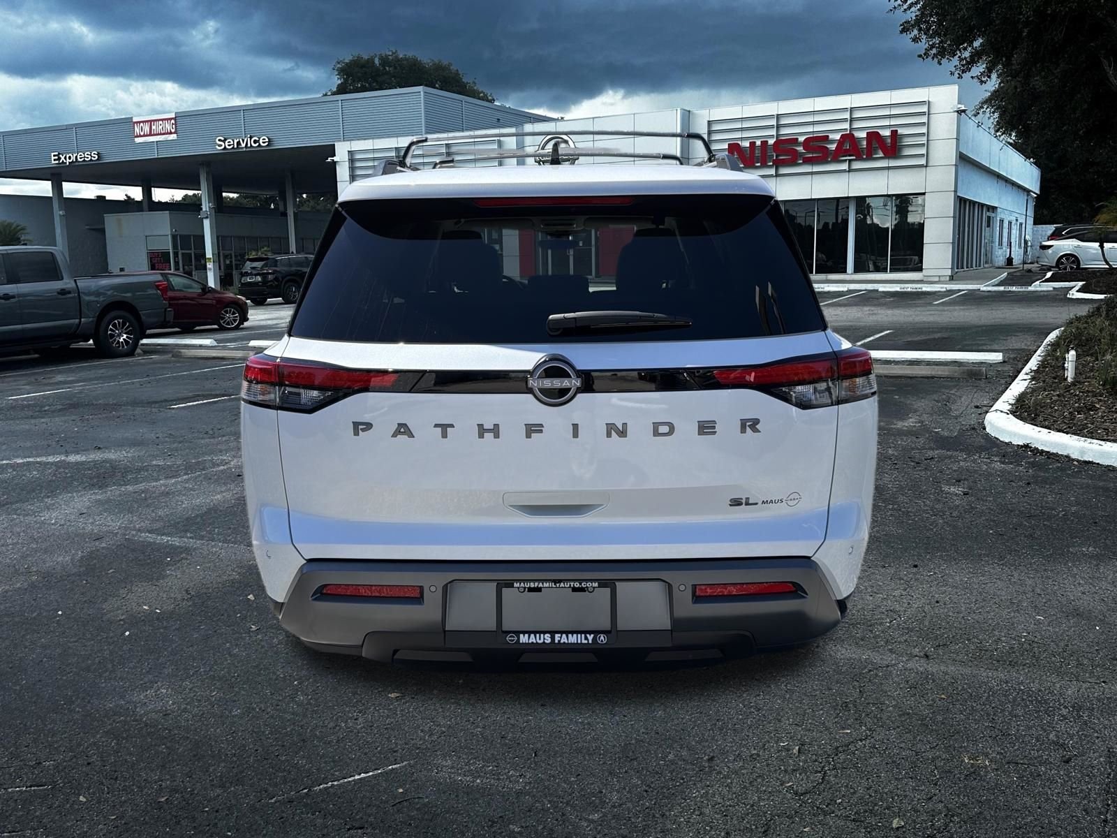 New 2026 Nissan Pathfinder SL 4D Sport Utility