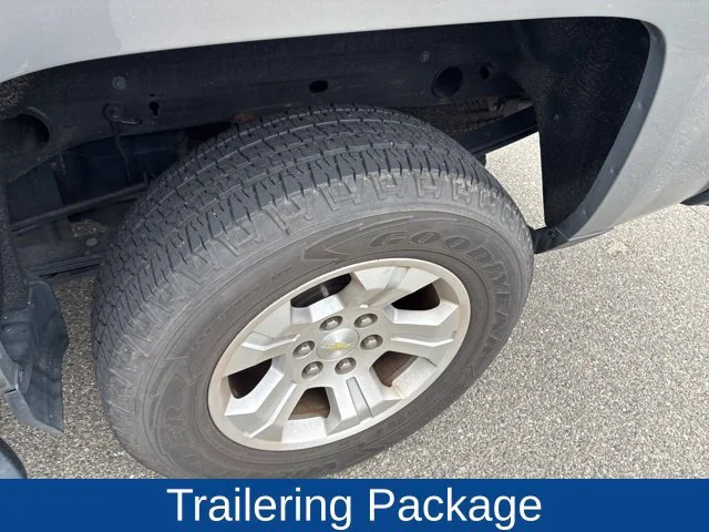 Used 2017 PEPPERDUST METALLIC Chevrolet LT image 9