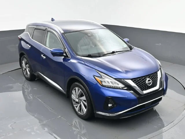 Used 2020 Deep Blue Pearl Nissan SL image 22