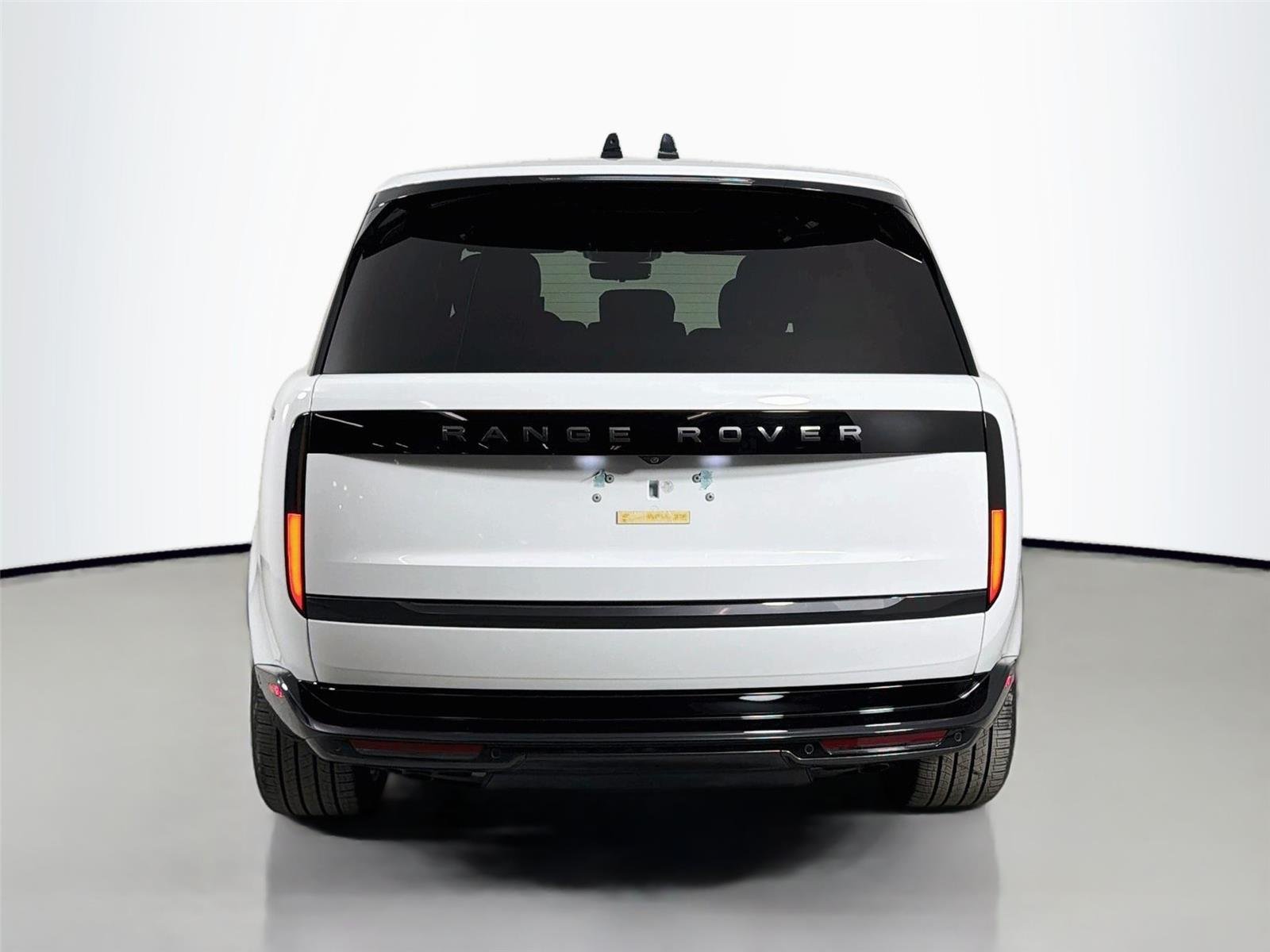 2025 Land Rover Range Rover SE - Photo 6