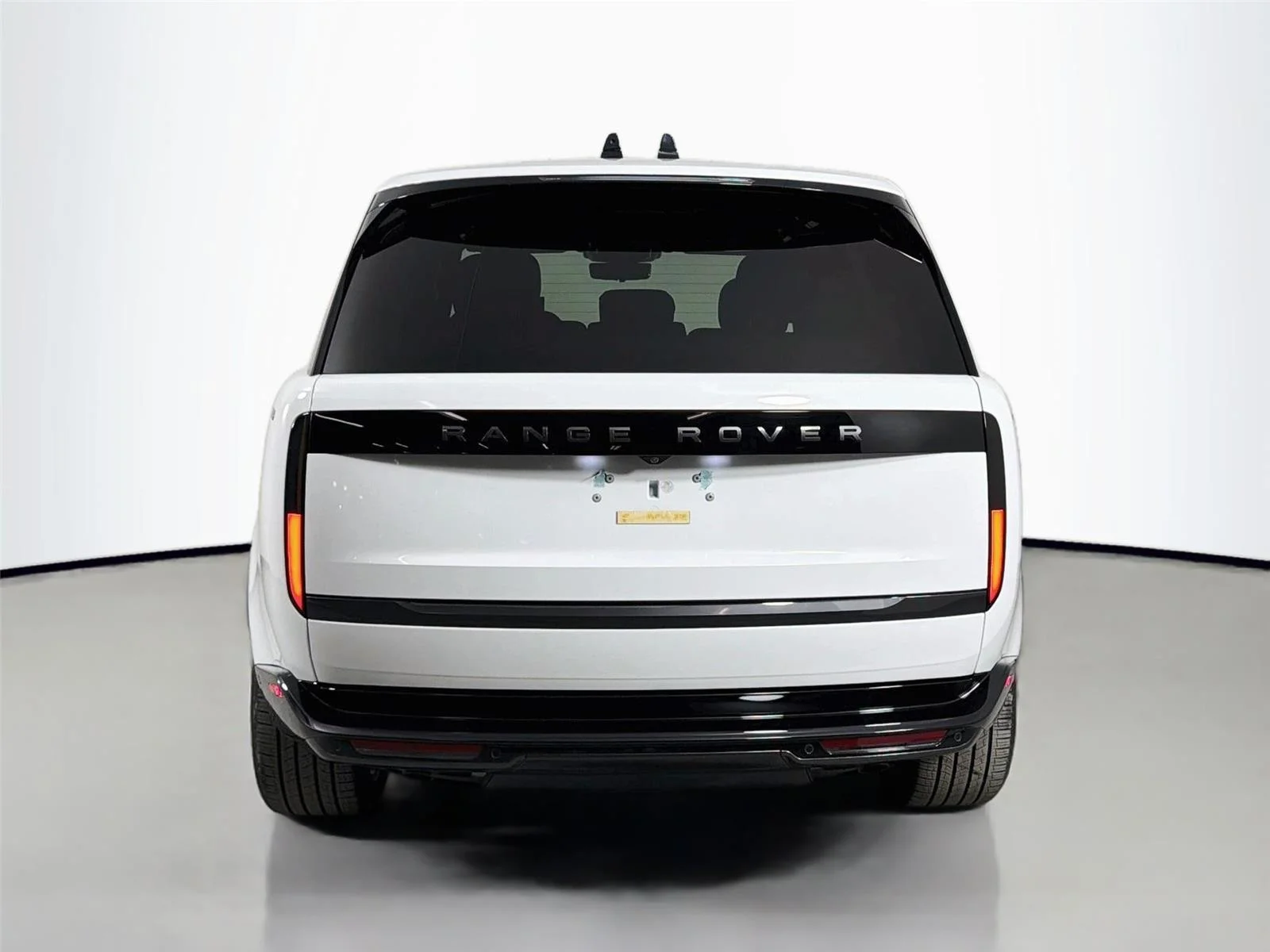 2025 Land Rover Range Rover SE - Photo 6