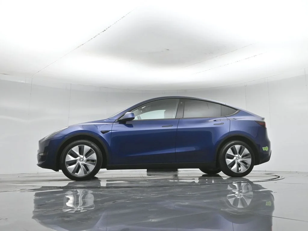 Used 2023 Blue Tesla Long Range image 6