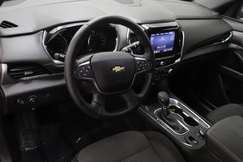 Used 2023 Sterling Gray Metallic Chevrolet LT image 6