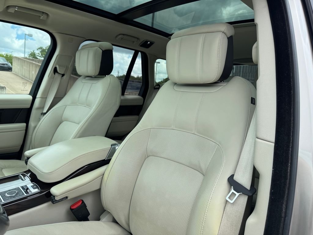 Used 2020 Black Land Rover HSE image 14