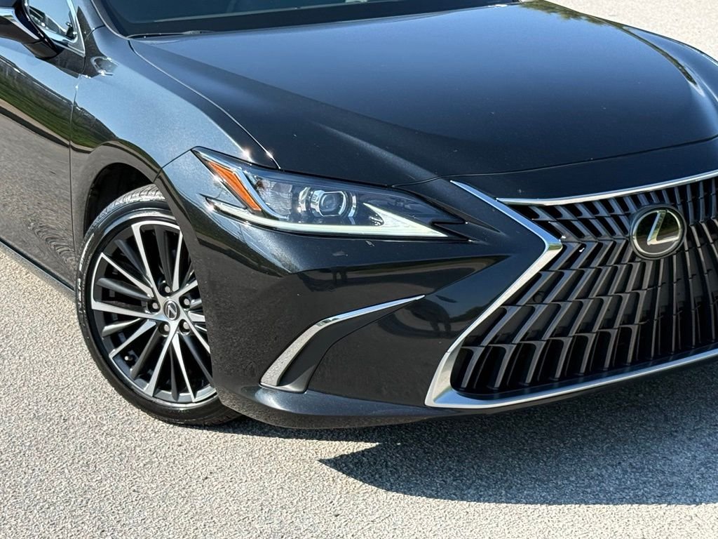 Used 2023 Black Lexus 350 image 4