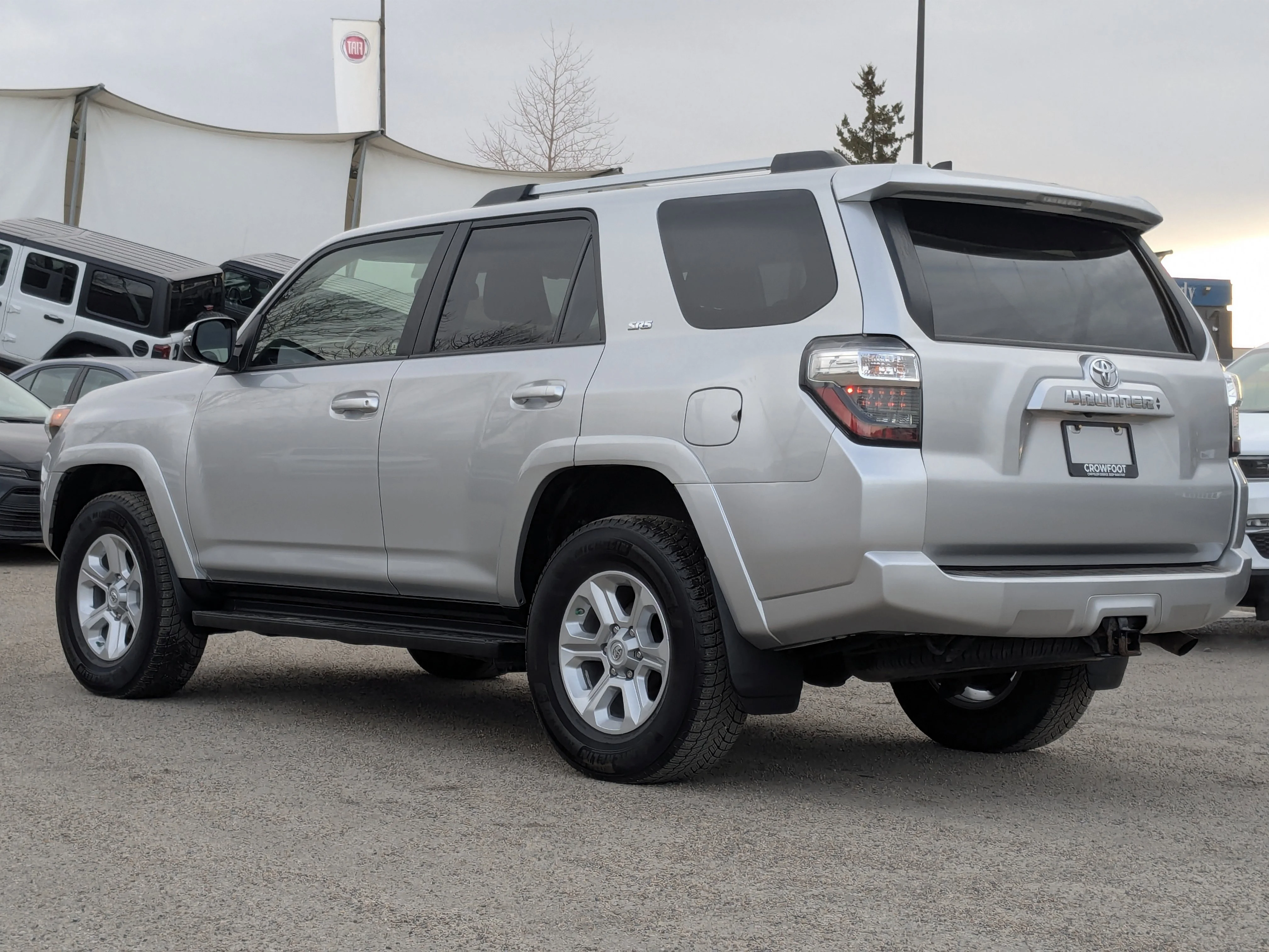 Used 2020 Silver Toyota 4DR 4WD - Leather - Sunroof - Back Up Cam - image 6