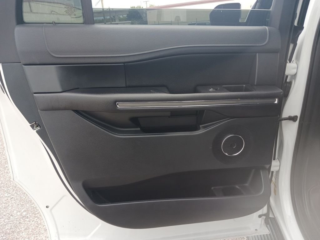 Used 2019 White Ford XLT image 14