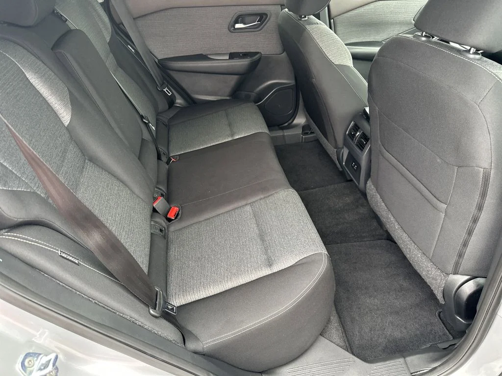 2023 Nissan Rogue SV - Photo 33