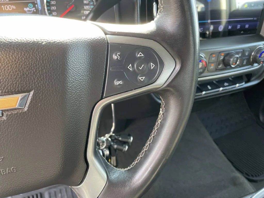 Used 2015 Silver Chevrolet LT image 44