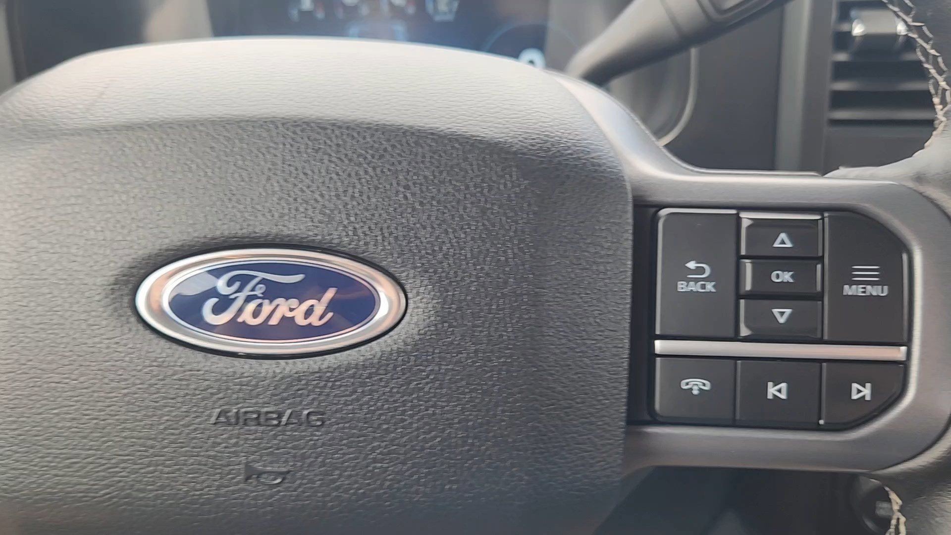 Certified Used 2025 Black Metallic Ford LARIAT image 12
