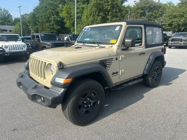 Used 2022 Beige Jeep Sport image 7