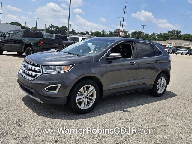 Used 2017 Gray Ford SEL image 3