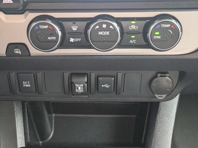 Used 2021 Silver Toyota SR5 image 18