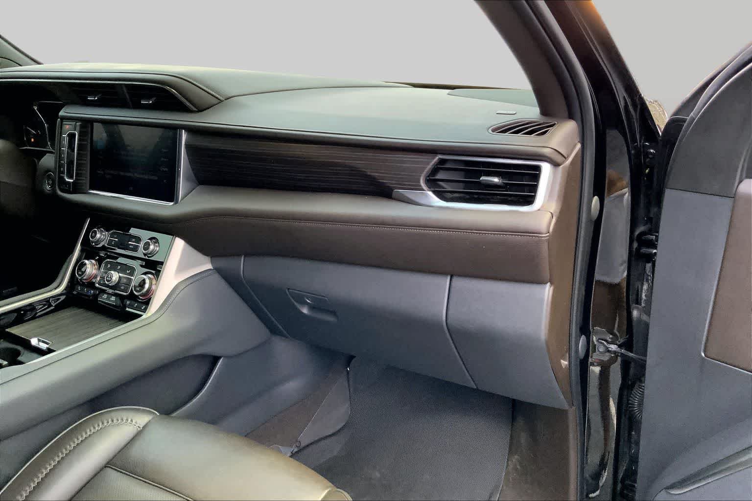 Used 2021 Onyx Black GMC Denali image 18