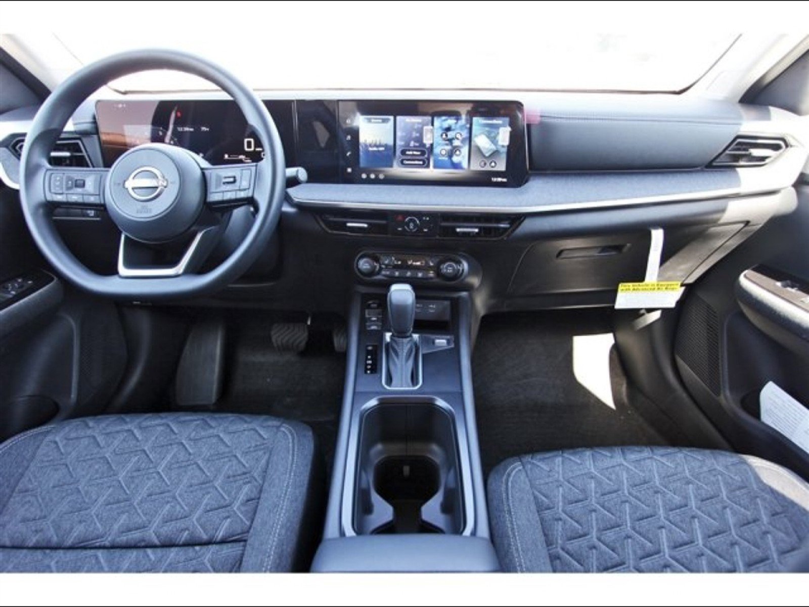 2026 Nissan Kicks SV - 9