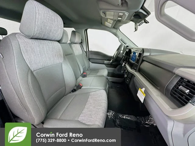 New 2026 Oxford White Ford XLT image 28