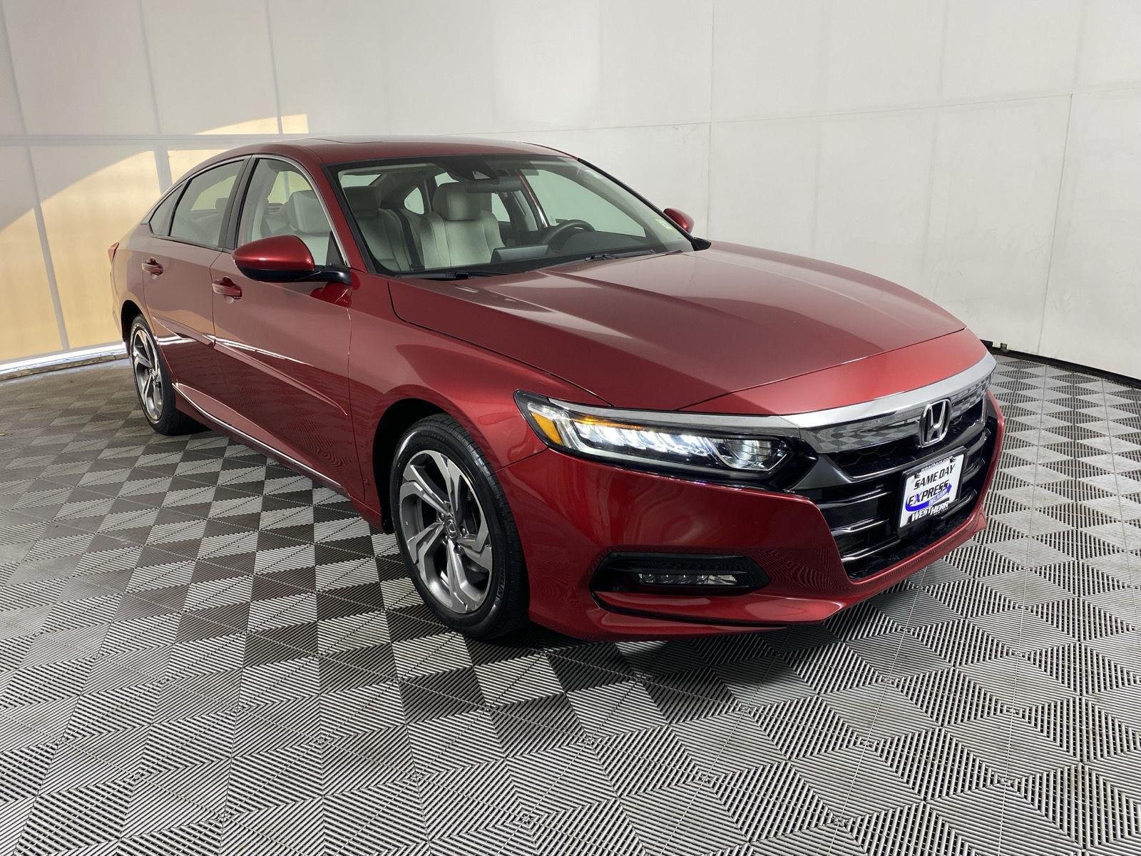 Used 2018 Radiant Red Metallic Honda EX 1.5T image 10